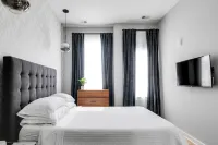 Walkable Location, Chic Décor, Superior Service