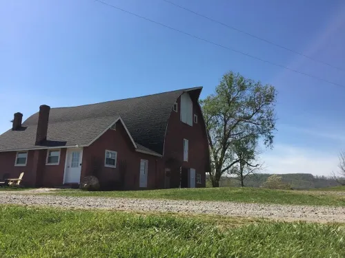 Enjoy Horses as your neighbors on our 600 Acre Horse/Cattle Farm. Hotels in Orange County