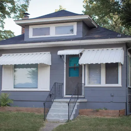 Steps to MSU • Quick Hwy Access • Guests Rave: Clean + Quiet + Family Friendly