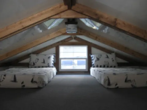 Houseboat in Boston Harbor Wifi A/C /Heat  Be rocked to sleep