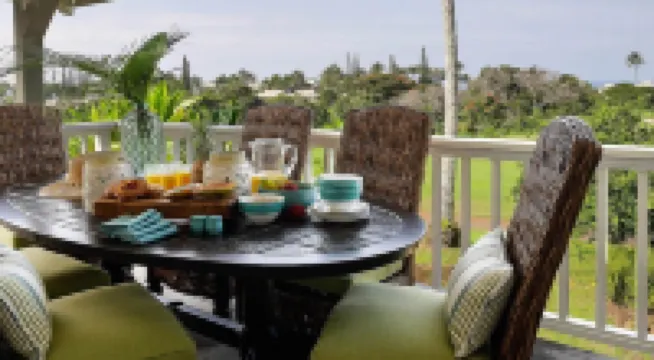 Hawaiian Classic on Golf Course with Stunning Views