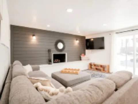 Bright 5-BDR Home in the heart of Ogden-3600 sq.ft 奧格登酒店