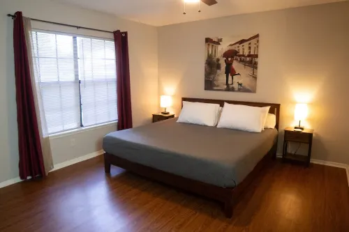 Cozy and Spacious Denton Getaway