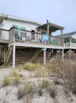 10% off weeklong  stays booked now. Clean & charming oceanfront  home with view