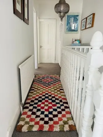 Arty Boutique Apartment in Central Teddington Отели рядом с достопримечательностью «Парк Буши»