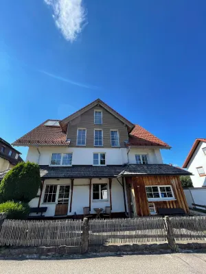 Raft home | meadow view | child and pet friendly!