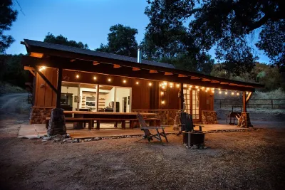 Serene Ranch Retreat amongst the oaks set on an 165 acres property. San Luis Obispo O'Sullivan Aaf 주변 호텔