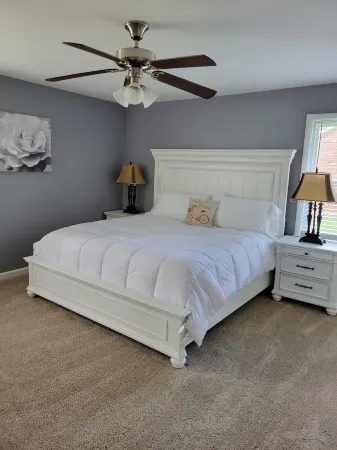 One level home close to interstate and 25 minutes to Nashville.