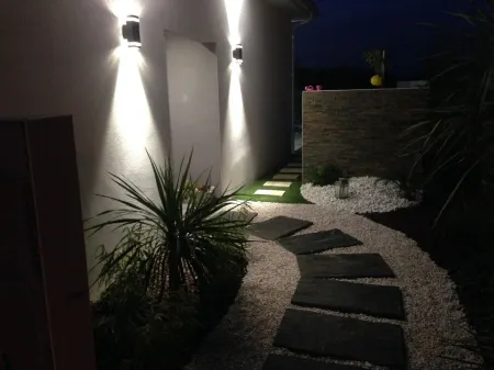 Villa D'architecte Récente Dans Quartier Résidentiel,20 mns Plages