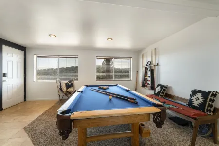 Mountain Views at Rim Country Chalet