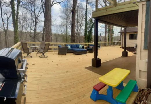 Serene Vacation Home with Kayaks & Ample Space