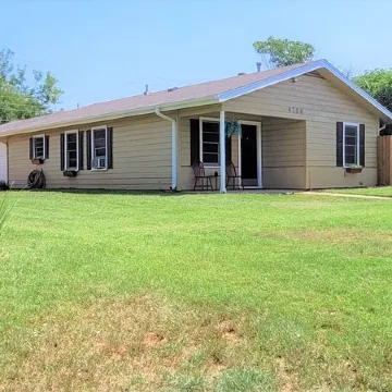 DOG FRIENDLY & REMODELED COZY COTTAGE