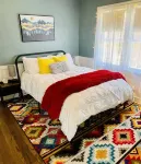 Cozy Casa - Downtown by Beautiful Park & Riverwalk