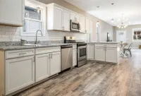 Beautiful, Remodeled Home - Downtown Fort Wayne