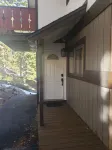 NORTH LAKE TAHOE VACATION RENTAL WITH SKI AND MOUNTAIN VIEWS, HIKE & BIKE TRAILS