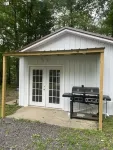 Dome house in DoverTN, near KY lake with event room, creek, pond & hunting land.