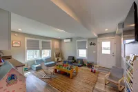 Playroom, Basketball & Pool; Lakefront w/ Sound & Sunset Views; Dog Friendly