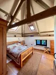 Between Exmoor and Dartmoor Luxurious Cottage on 15th Century Farm with Pool Hotels in Tiverton