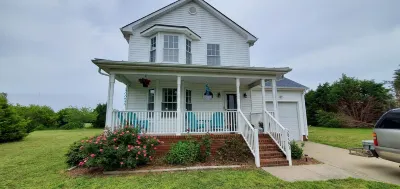 The Sandpiper has gone SOLAR!!! exceptional family vacation, and private pool. Hotels near Chesapeake Bay Bridge-Tunnel