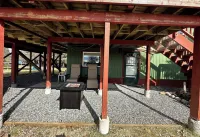 The Grotto Alaska 1BR Apartment, Near Katmai!