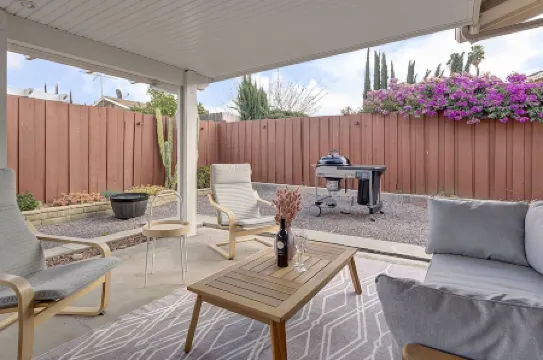 Cozy Scandi Boho Getaway with Massage Chair and BBQ