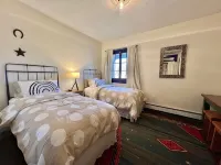 Rooftop Apartment, Downtown Taos,  3 bedroom/2bath.  Can't beat this location.