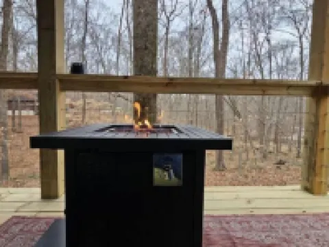 Quiet and Comfy cabin at Patoka Lake