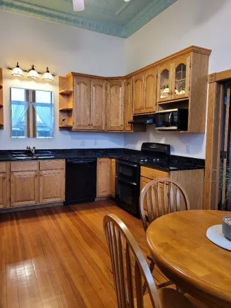 Haven Point is Spacious and Great for Families. Отели в г. Строберри Пойнт