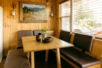 Elk Cabin, Hot Tub, AC, Fire Pit, River Access