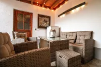 Whirlpool, sauna, box-spring beds, Netflix, balcony, garden & barbecue - 6 persons