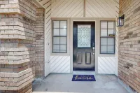 Newly Upgraded 4BR 2.5BA family- friendly home
