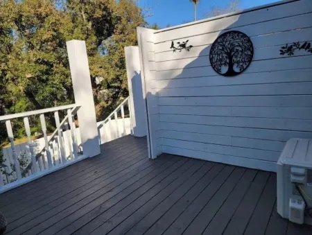 Historic Desire Studio D