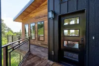 Spectacular stilted home with amazing views.