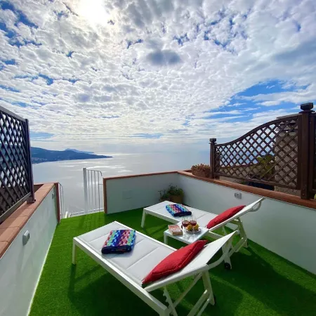 Bella Vista House Sorrento and Amalfi Coast - free parking-solarium