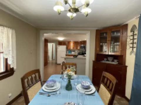 A Quiet Cottage close to beaches, Kennebunkport and Kennebunk. Polly’s Place.