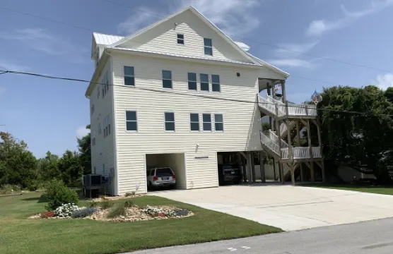 New Beautiful Custom Build Beach Home. Ocean View. Private Heated Pool