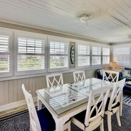 Luxury Oceanfront home in South Nags Head!