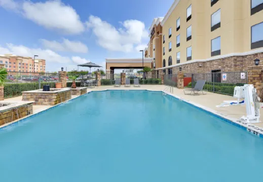 Hampton Inn & Suites Dallas-Arlington-South