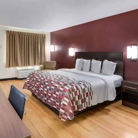 Red Roof Inn & Suites Commerce - Athens