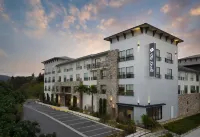 The Knoll Hotel Napa Valley, Tapestry by Hilton