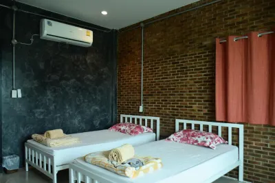 Baan Ton Jaeng Hotels in 