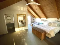 Nestled in nature with views of the Alabama Hills, Sierras and Inyo Mountains