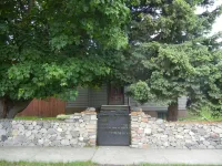 Moose Traks Come stay in Downtown Red Lodge,  2 blocks from Broadway Street