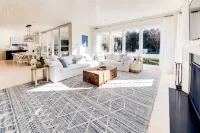 Exquisite Custom Home in the Heart of East Hampton