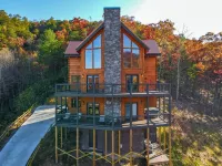 🌄Unforgettable Views!! Huge Luxury Lodge with Firepit!