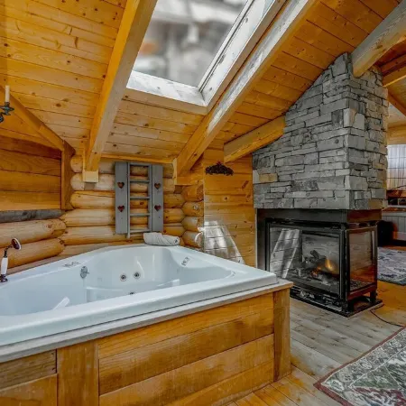 Perfect for Family Reunions/Retreats  Peaceful & Quiet with Gorgeous Mtn. Views!