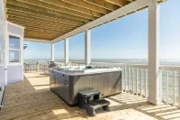 ON THE ROCKS-LUXURY OCEAN FRONT WITH OUTSTANDING UNOBSTRUCTED VIEWS