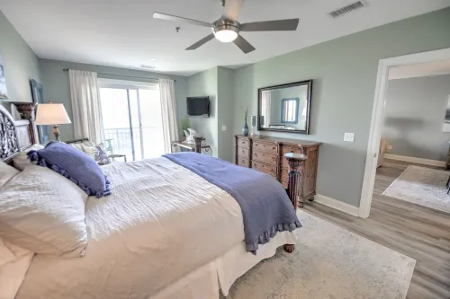 3 bed/3 Bath with Amazing Views!! Sleeps 8
