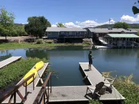 Remodeled Gem - Clearlake, Modern Beauty In the Keys - Waterfront