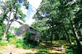 Classic Cape: Huge Yard, Walk to Beaches, Brewster Flats, Restaurants & Bars